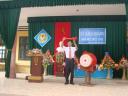 Đc Đỗ Văn Lệ-Hiệu trưởng đánh trống khai giảng - 
